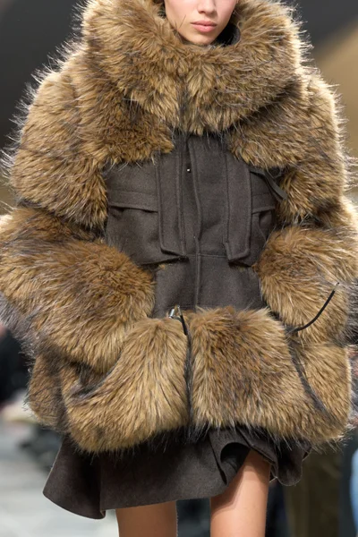 Look 34